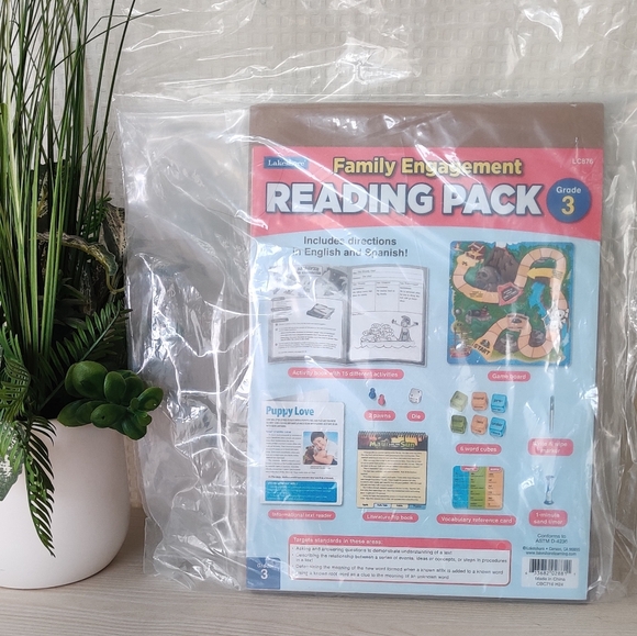 Lakeshore Family Engagement Reading Pack Grade 3 - Picture 1 of 10